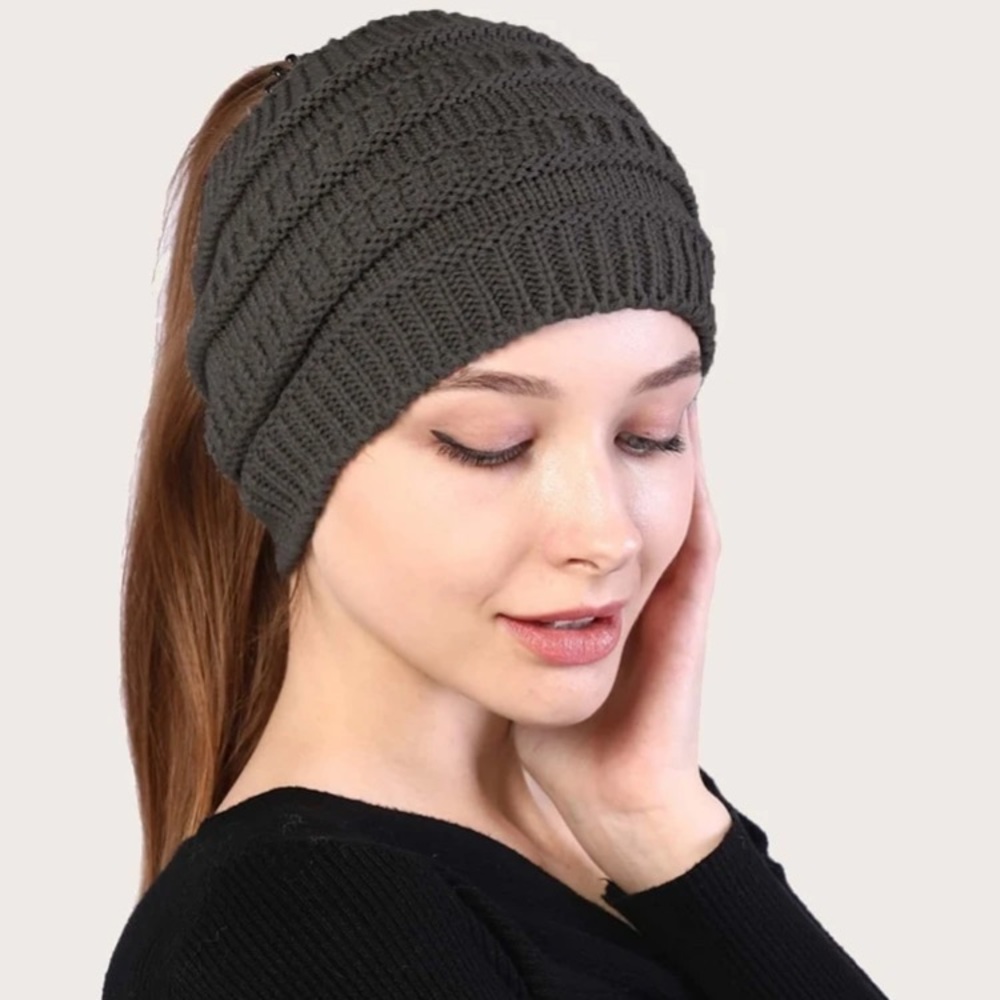 Knitted Ponytail Beanie Winter Hat Charcoal Gray